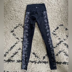 lululemon wunder under hi rise 28” - size 6